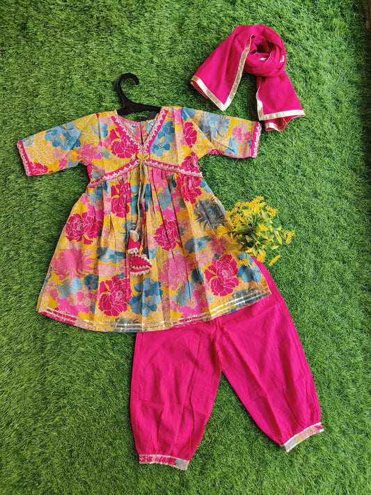 Croma Cloud Flowered Printed Kurti and Plain Pink Pant Outfit with Dupatta for Girl